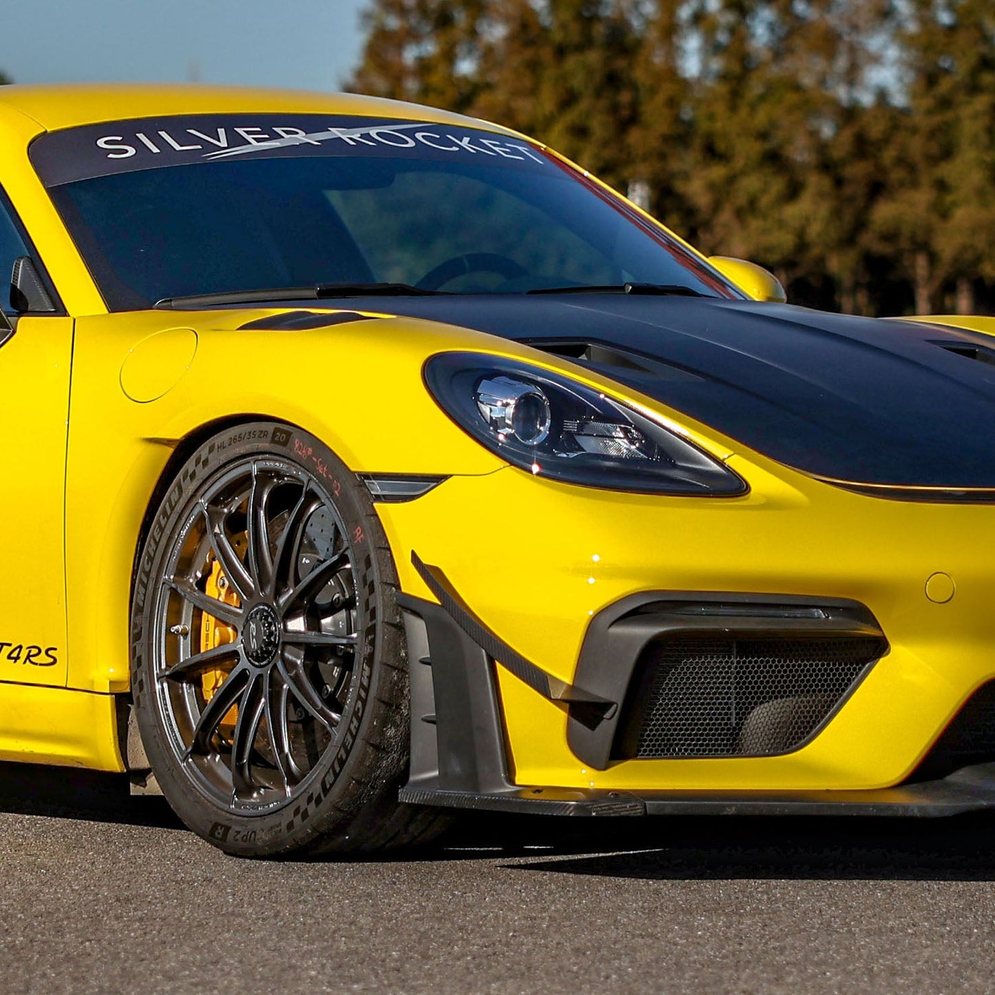 SR DRY CARBON FIBER PRO DIVE PLANE  [PORSCHE 718 CAYMAN GT4 RS]