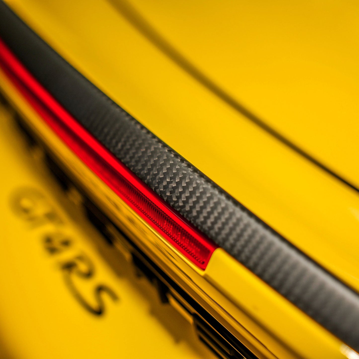 SR DRY CARBON FIBER REAR DUCKTAIL GURNEY FLAP [PORSCHE 718 Cayman GT4/RS]