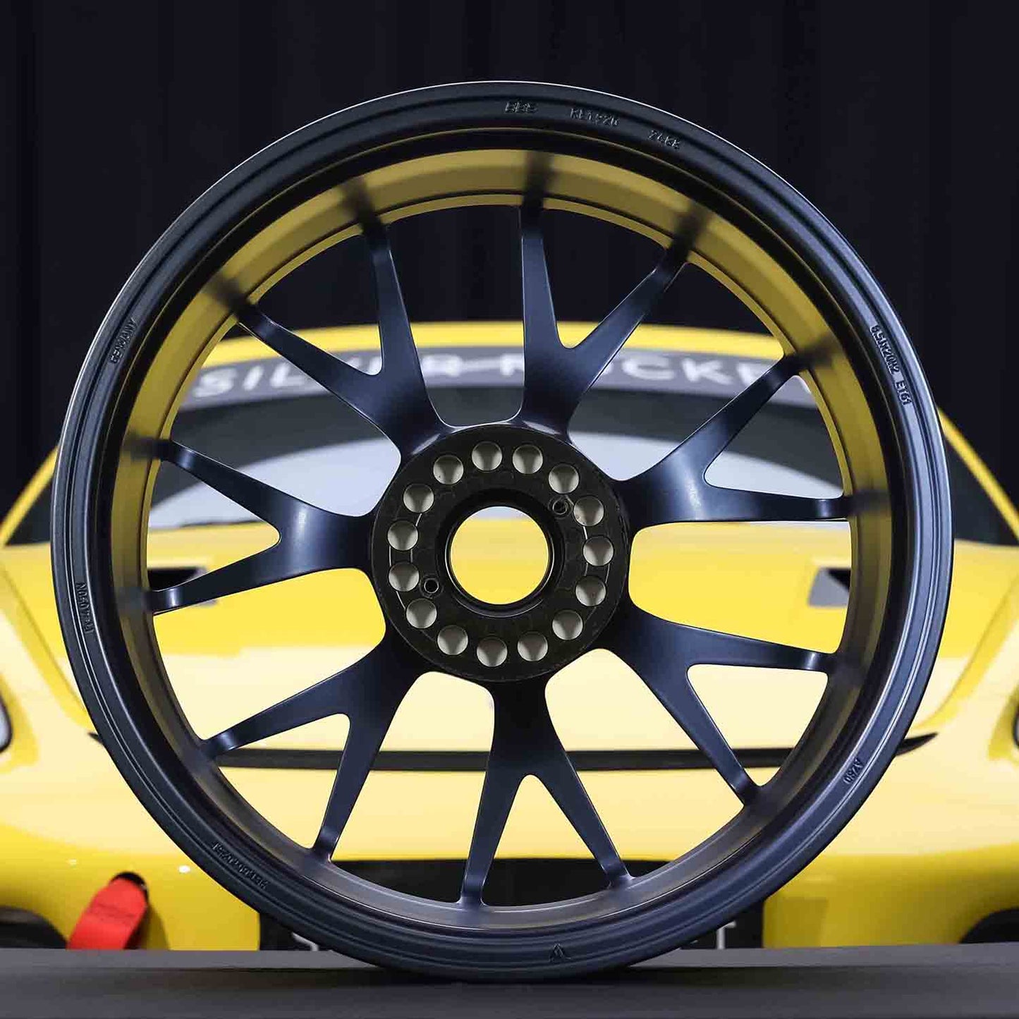 LIGHTWEIGHT MAGNESIUM CENTERLOCK WHEELS [GENUINE PORSCHE WHEEL SET]