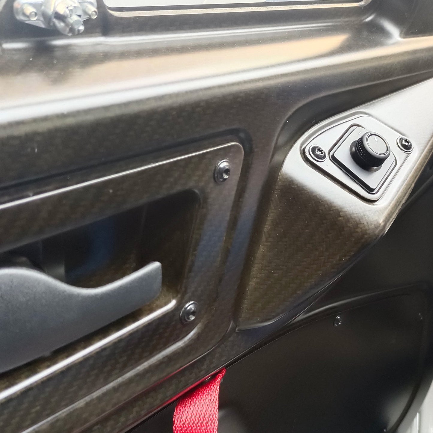 LIGHTWEIGHT CARBON FIBER DOORS & RESIN SIDE WINDOW ASSEMBLY - 9F2831052BY / 9F2831051BY[PORSCHE MOTORSPORT][718/981]