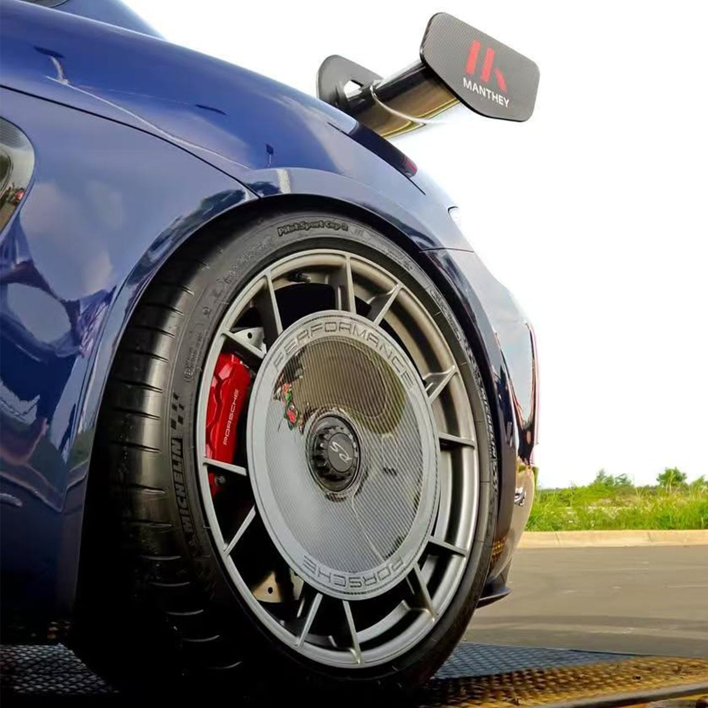 SR DRY CARBON FIBER R-HR AERODISC (for Aluminum Rims) [PORSCHE 718 GT4 RS]