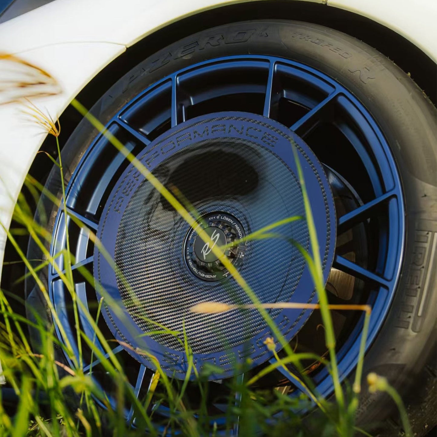 SR DRY CARBON FIBER R-HR AERODISC (for Magnesium Rims) [PORSCHE 718 GT4 RS]