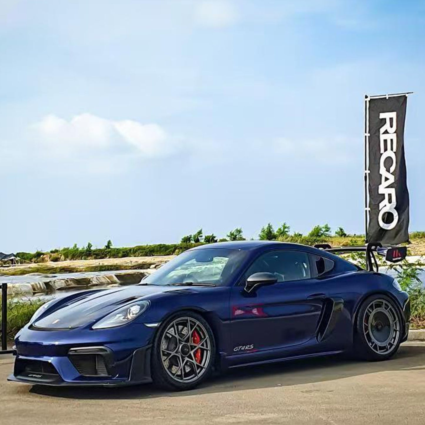 SR DRY CARBON FIBER R-HR AERODISC (for Magnesium Rims) [PORSCHE 718 GT4 RS]